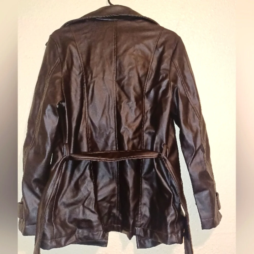 R Rosso Brown Leather- Belted Jacket, Size Large, New with Tags